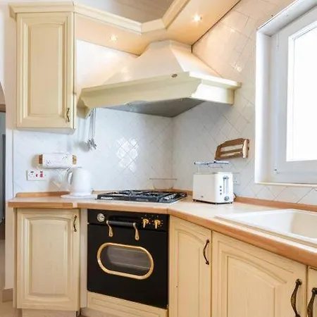 Spacious 3 Bedroom, 2 Bathroom, Apt In Sliema Exterior photo