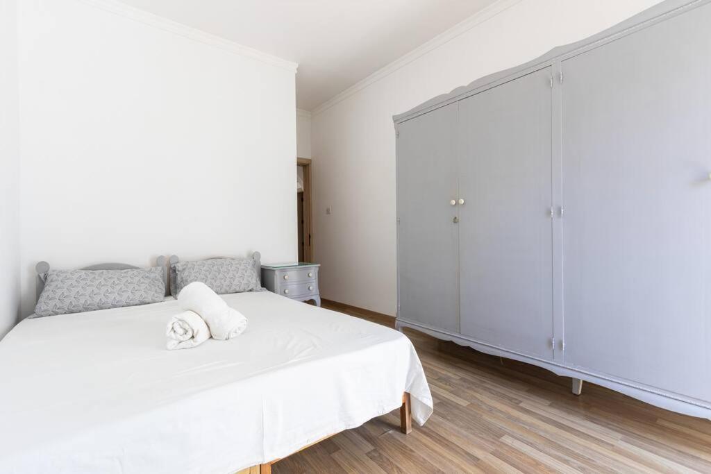 Apartment Spacious 3 Bedroom, 2 Bathroom, In Sliema