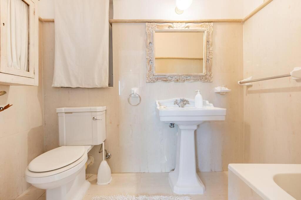 Spacious 3 Bedroom, 2 Bathroom, In * Sliema