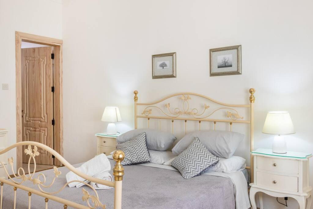 Spacious 3 Bedroom, 2 Bathroom, In Sliema